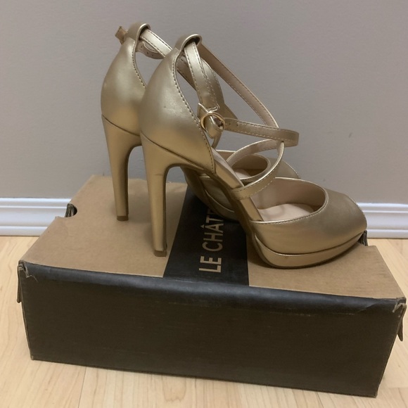 Le Château high heeled strap sandals: size 7 US - Picture 4 of 7